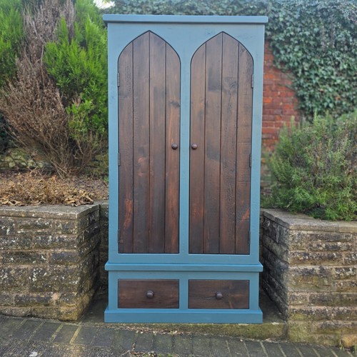 Ravenwood gothic double - gothic,