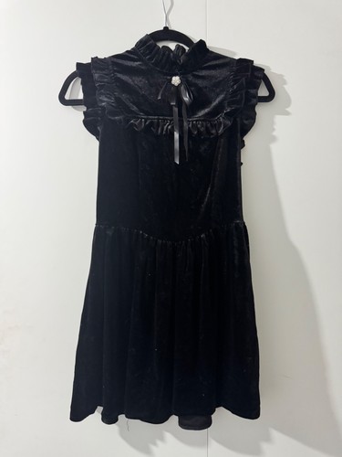 Cursed closet velvet - cursed,