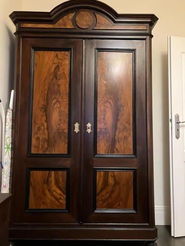 Antique solid oak - wardrobe, art